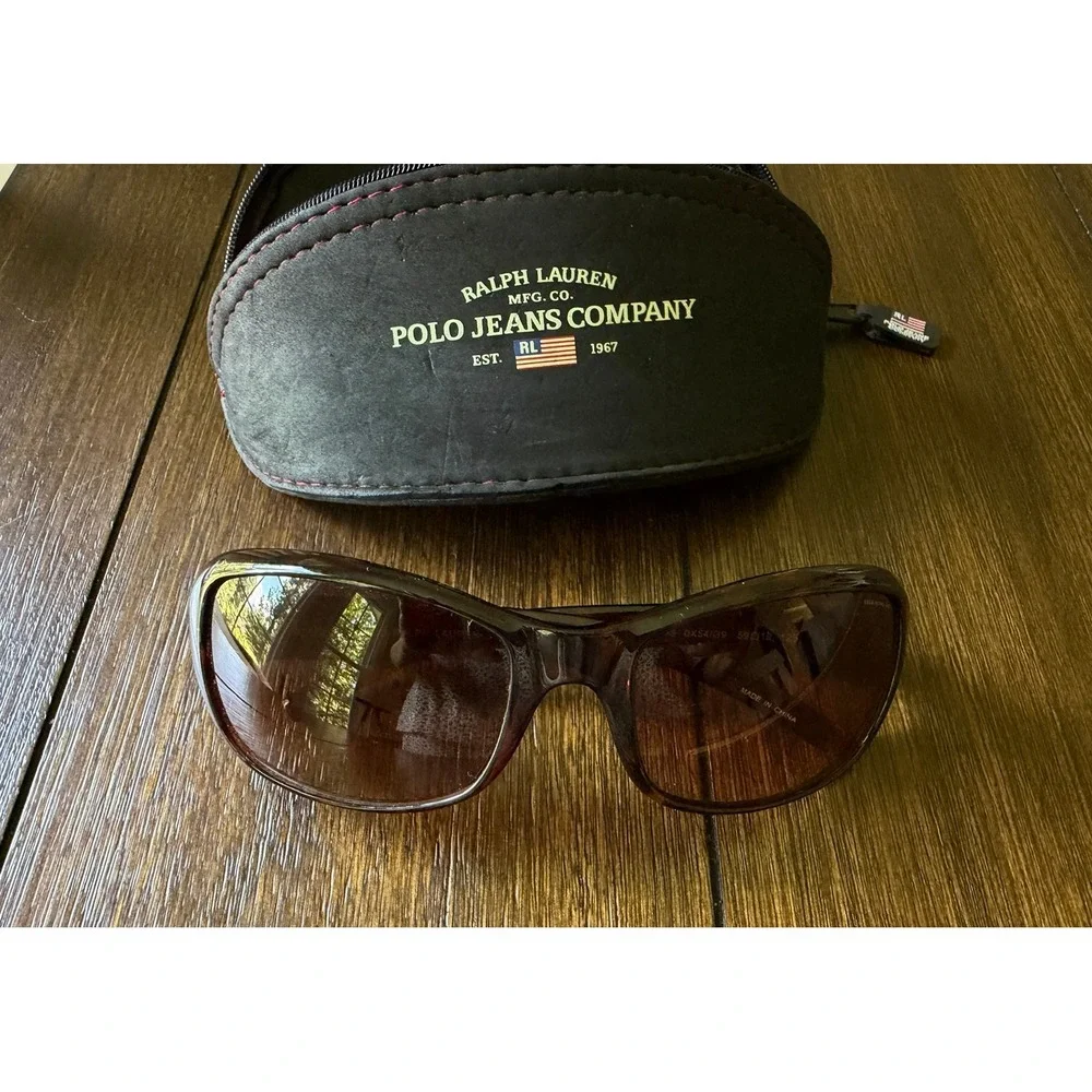 Ralph Lauren Polo Jeans Co Sunglasses with Black Zippered Case Tortoise Shell